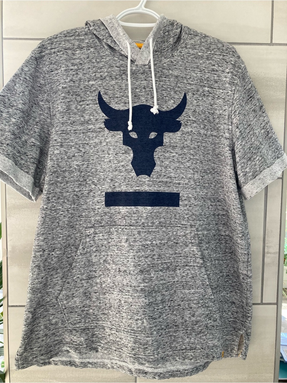 Under Armour Gray Short-Sleeve Hoodie with Navy Bull Logo Project Rock
